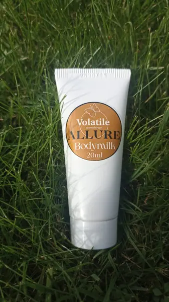 Allure bodymilk 20ml in tube